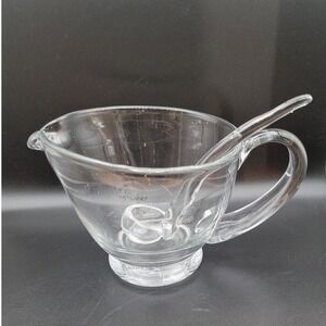 NWOT Artland Glass Gravy Boat with Ladle Hosting Dinner Party Serveware‎ 4.5"
